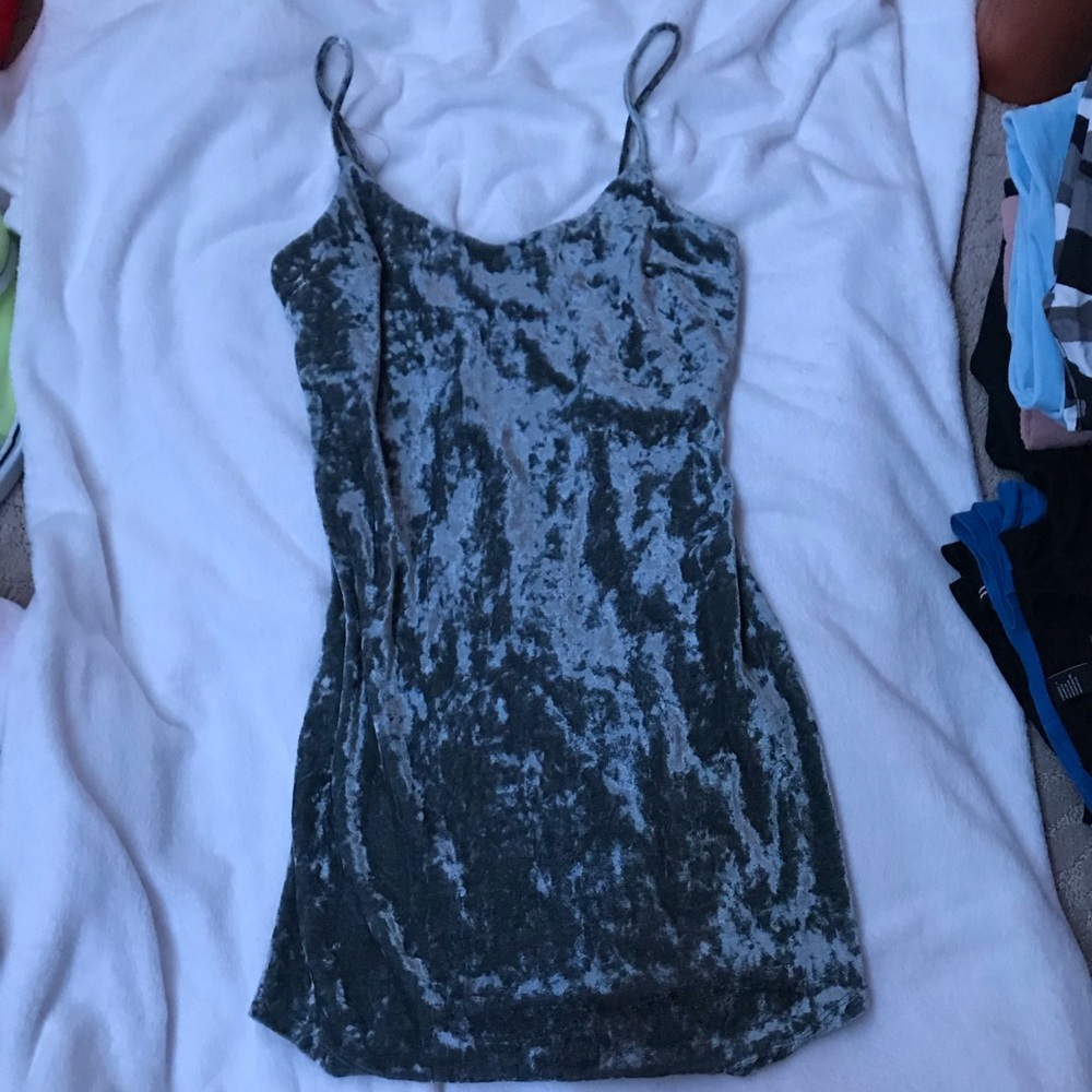 VELVET DRESS